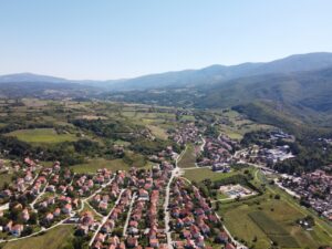 Read more about the article Ćirilica za decu, konkurs za direktora i poslednji vašar