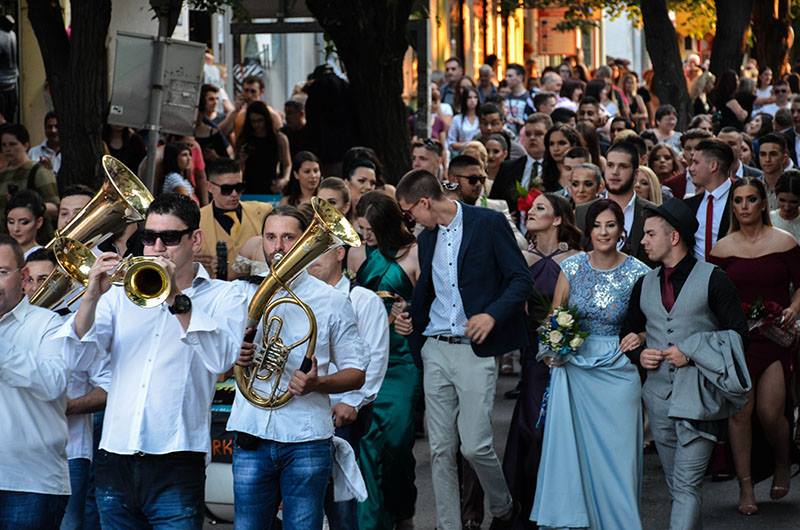 You are currently viewing Defile sokobanjskih maturanata