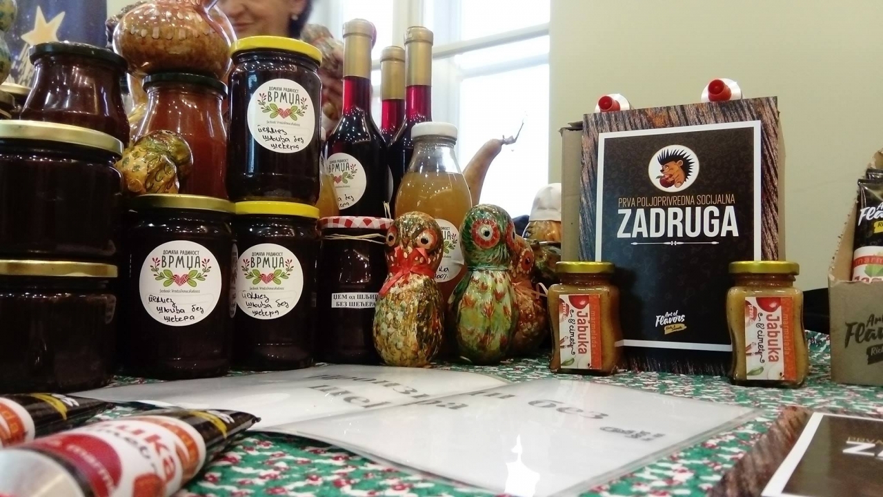 You are currently viewing Vrmdžanski sokovi i džemovi